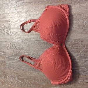 Incredible plunge bra